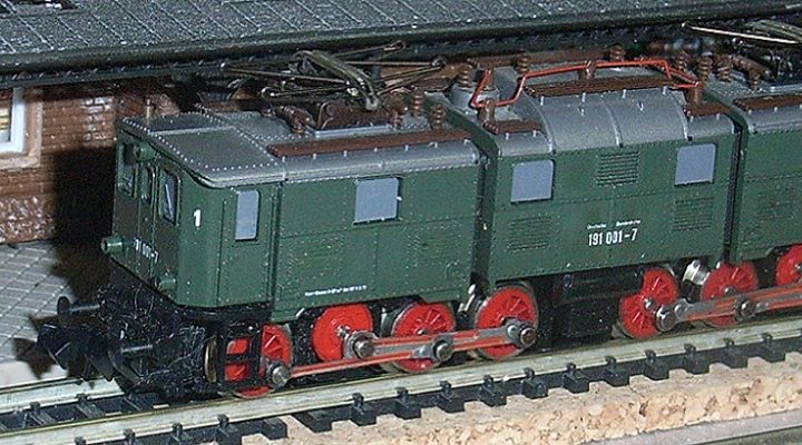 Locomotora serie 191 DB de Roco