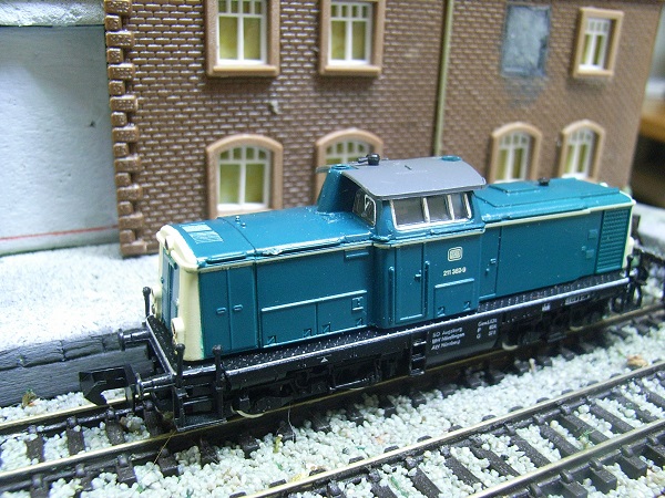 Locomotora serie 211 de la DB